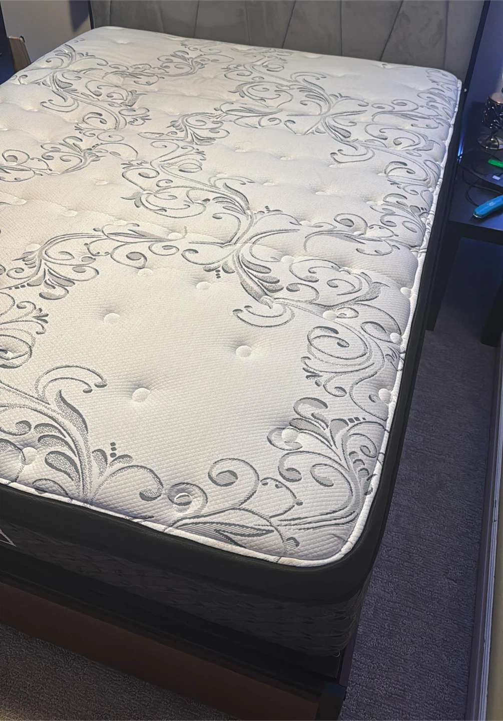 Queen mattress