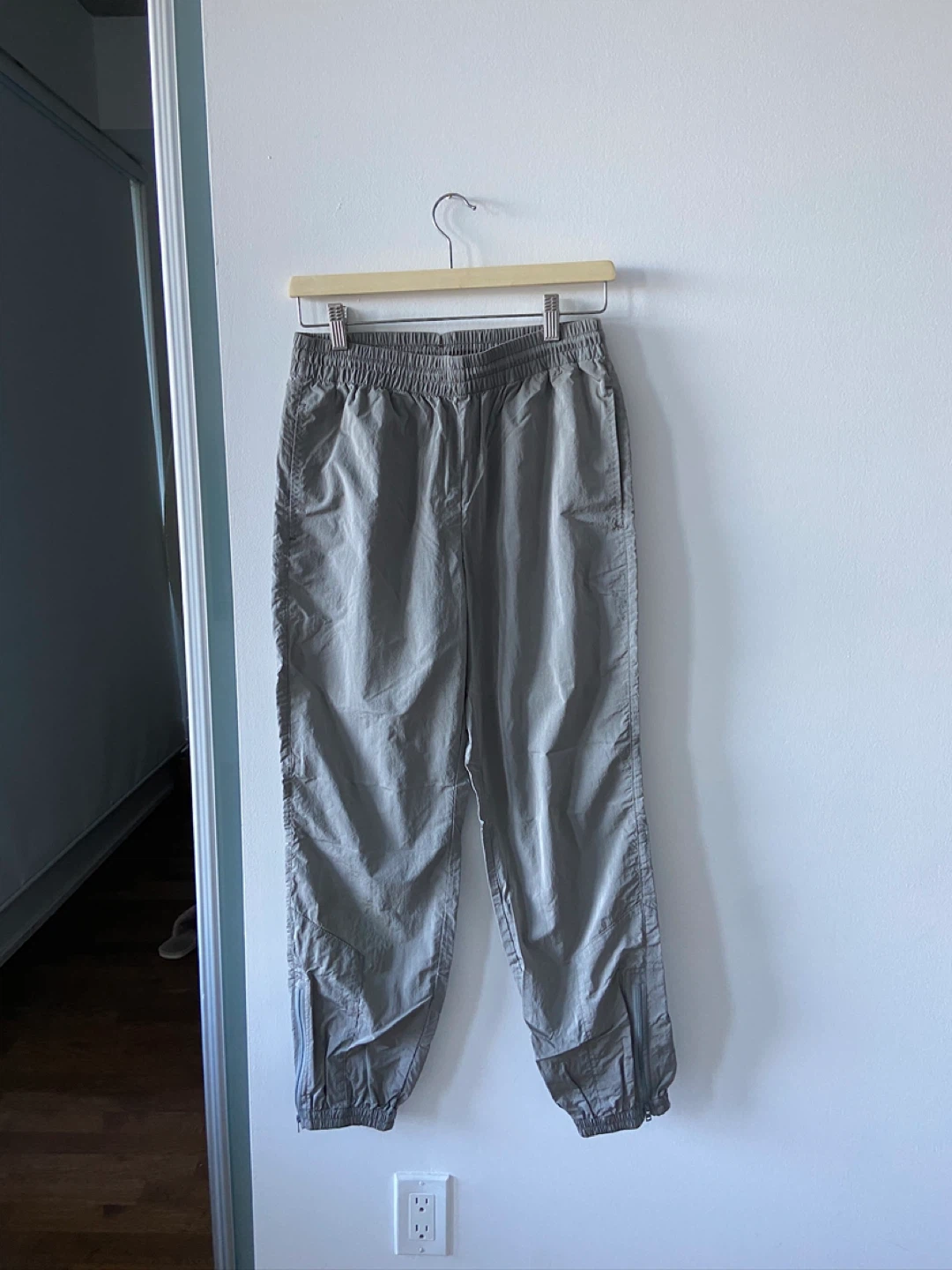 Tna Gray Joggers
