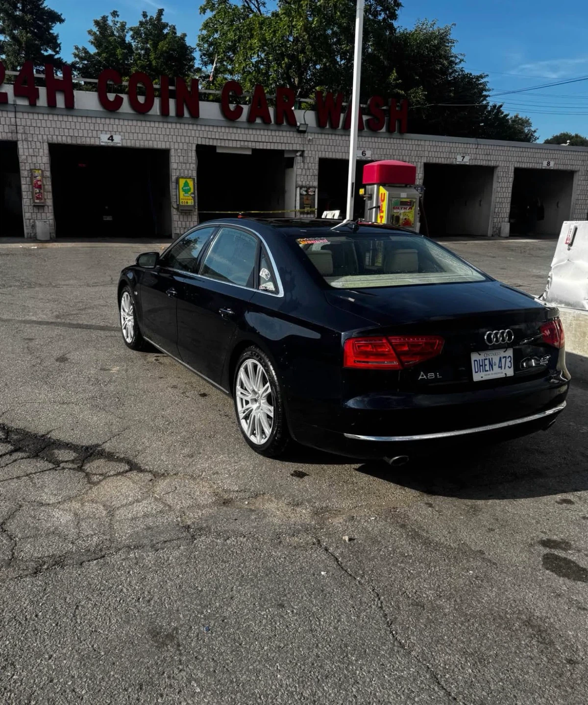 Audi A8L2012 - photo 2
