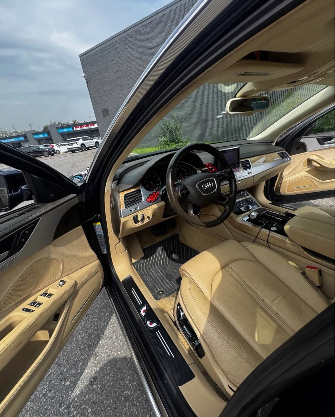 Audi A8L2012 - photo 4