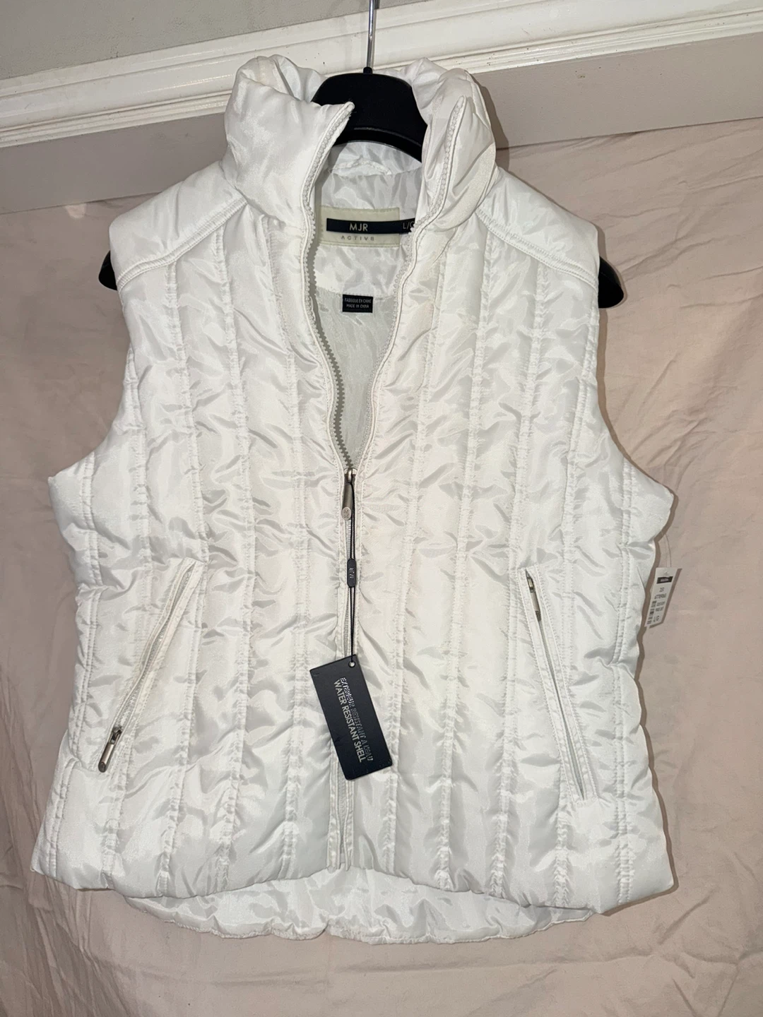 MJR Active Puffer Vest - Women's L - White - NWT Water Resistant