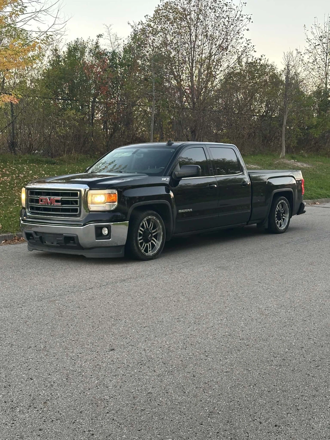 GMC siera 1500 sport lowered - photo 3