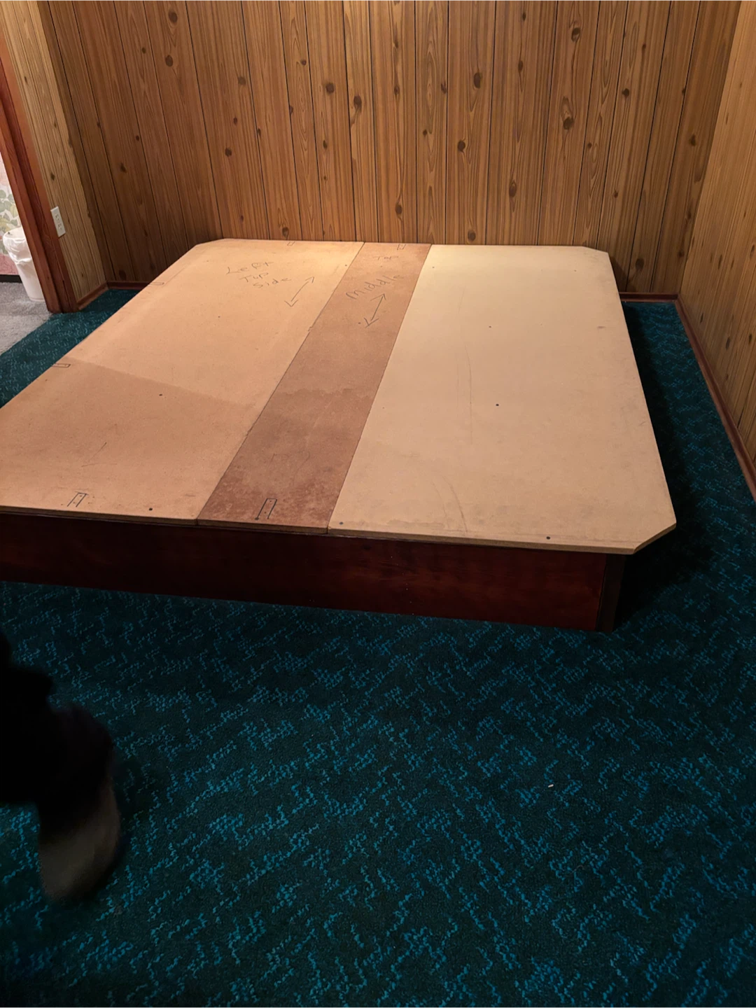 King size bed - photo 2