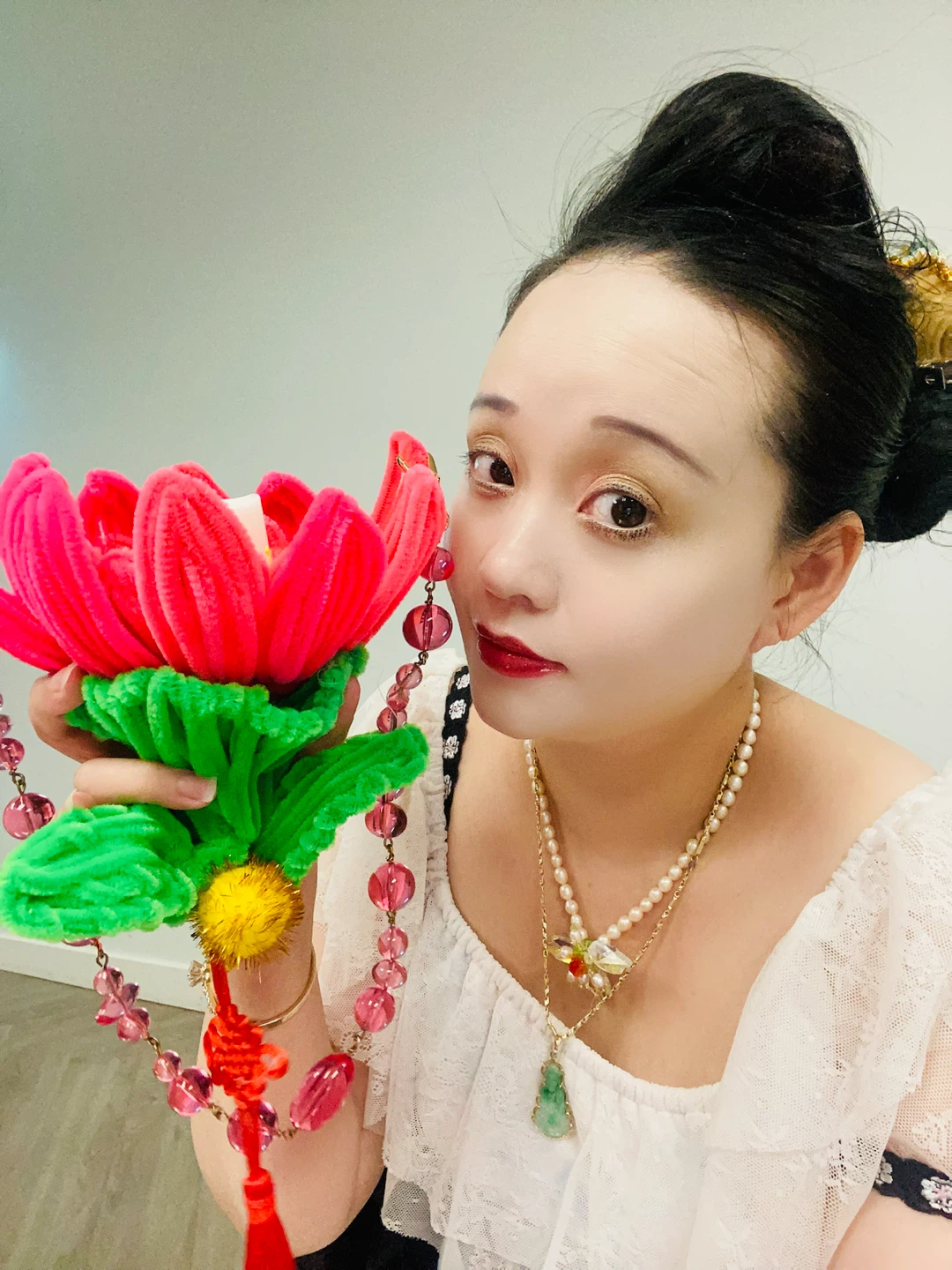 Handmade Pipe Cleaner Lotus Flower Decoration - photo 4