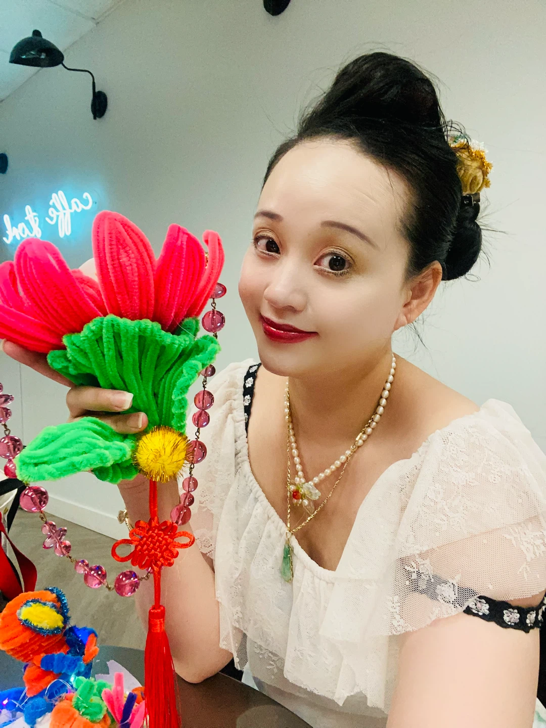 Handmade Pipe Cleaner Lotus Flower Decoration - photo 5