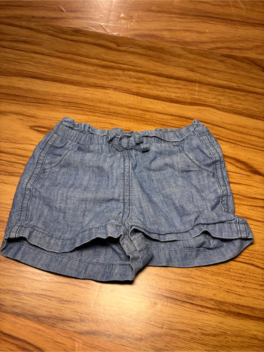Old Navy Shorts sz12-18 months