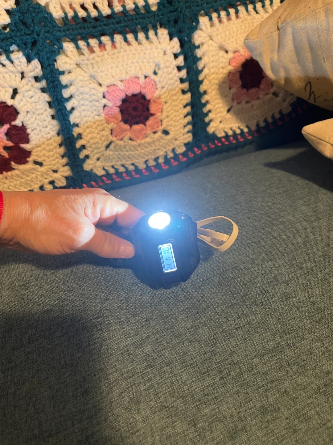 Black Wearable LED Light, for gas fitter or  electrician - photo 2