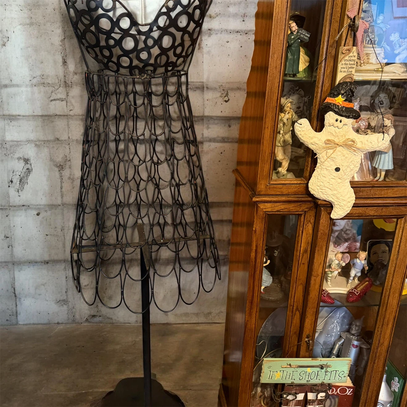 Decorative Metal Wire Dress Form Mannequin