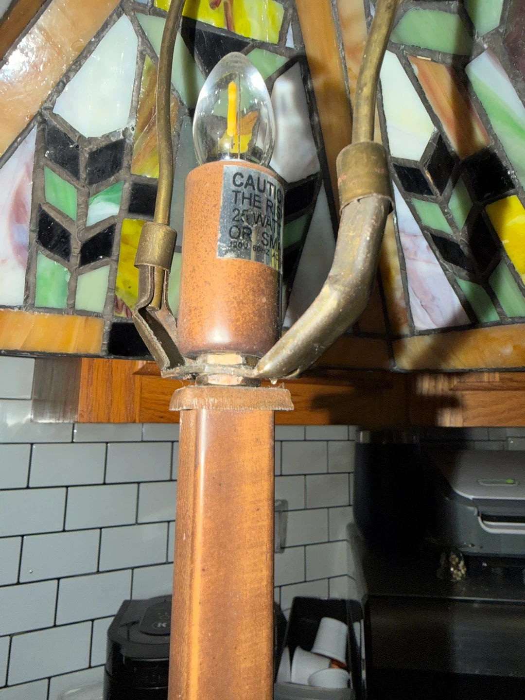 Mission Style Stained Glass Table Lamp - photo 3