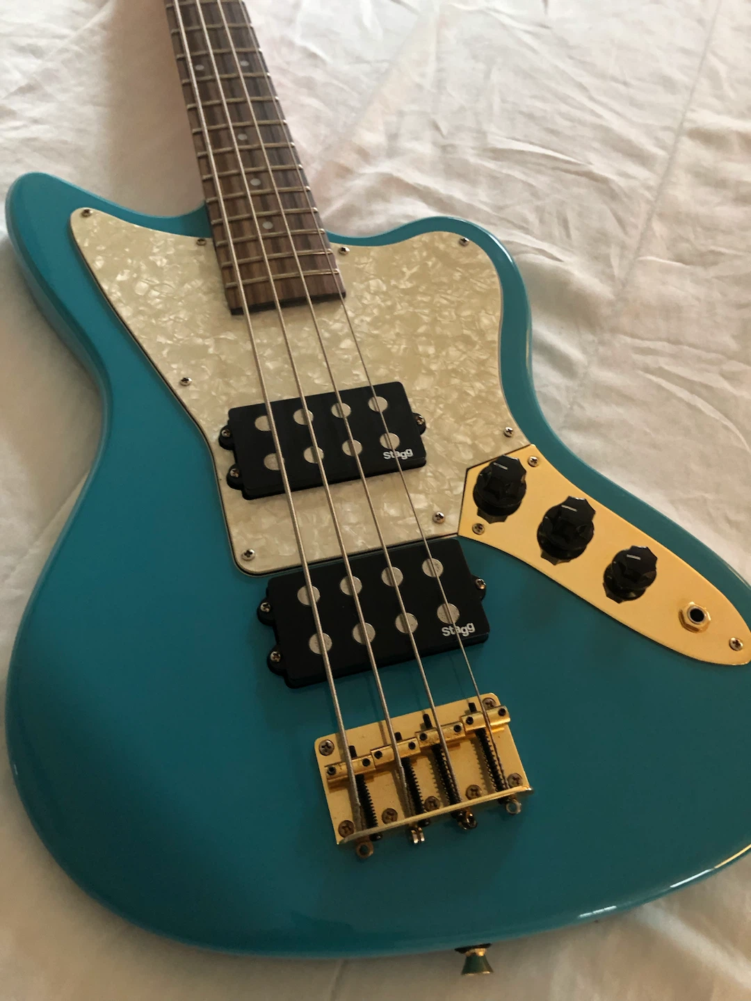 Stagg 4-String Electric Bass Guitar - photo 5