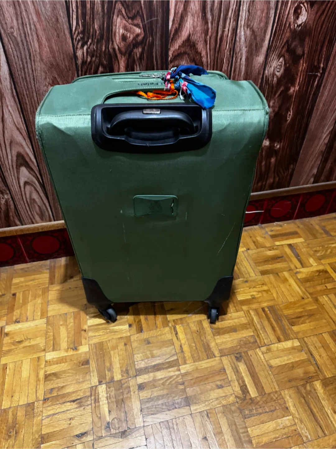 Suitcase - photo 2