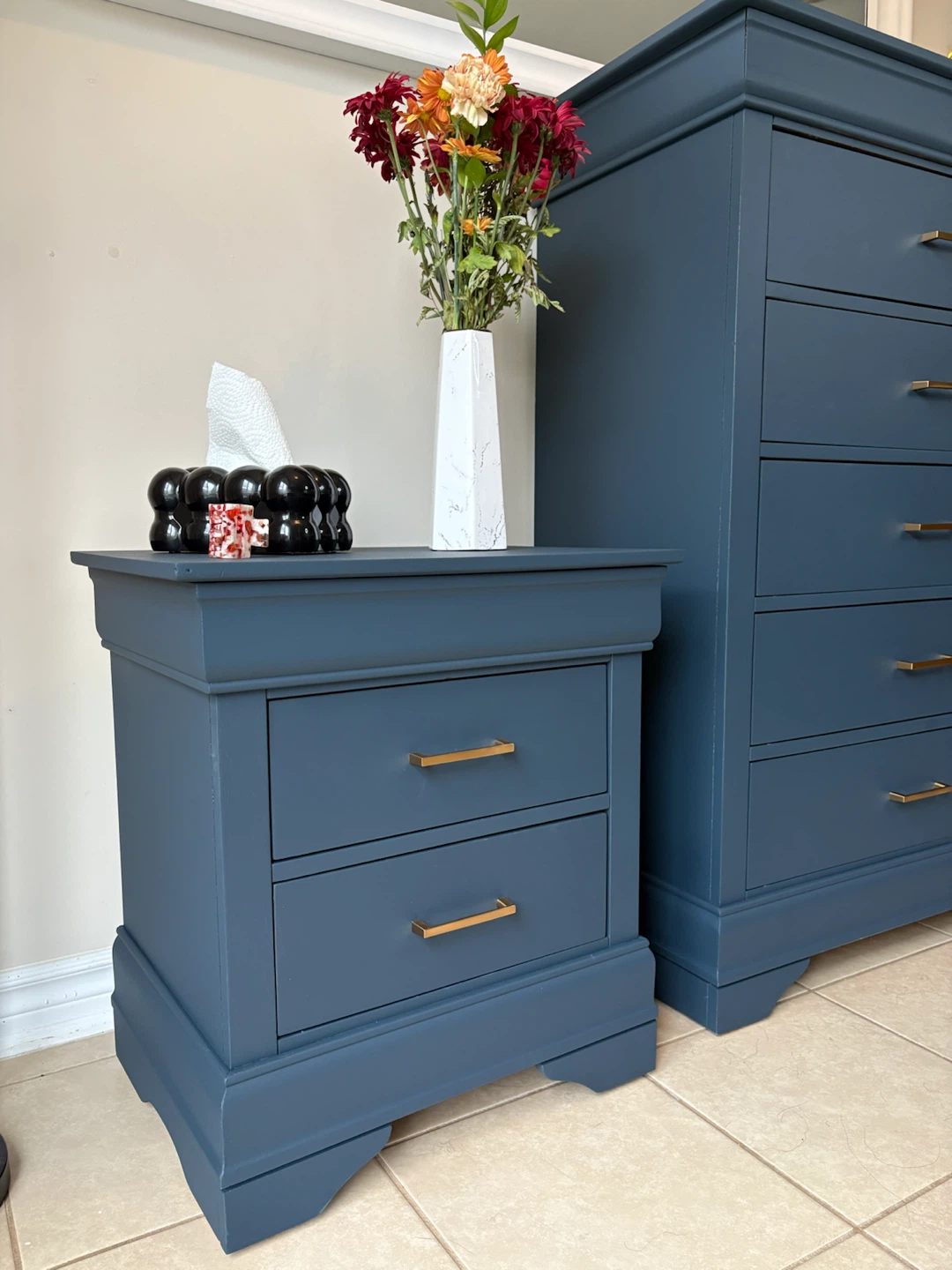 Beautiful Navy Blue Bedroom Set - 5-Drawer Chest & Nightstand - photo 3