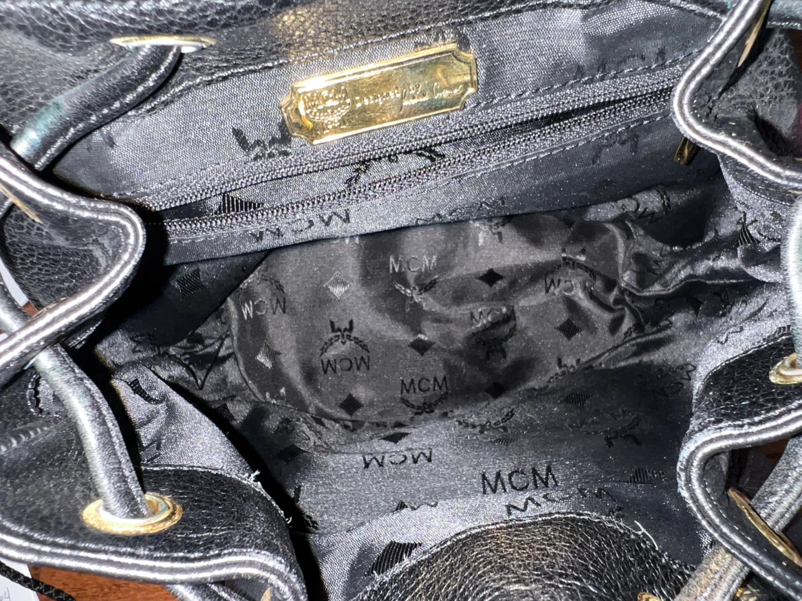 MCM Black Leather Drawstring Backpack - photo 5