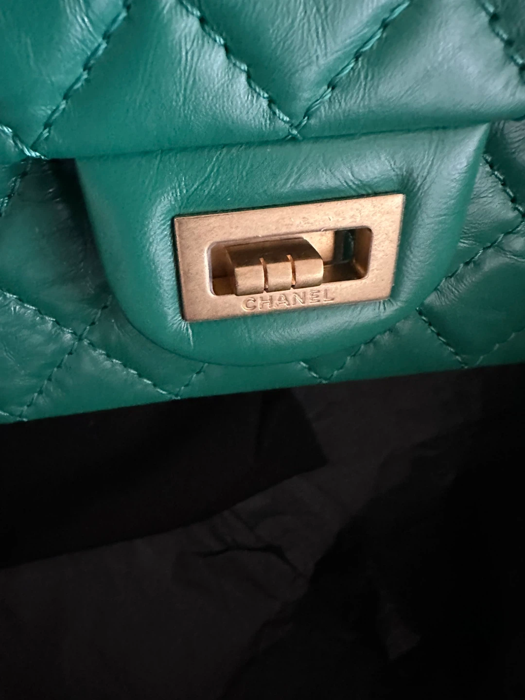 Authentic Chanel reissue mini gold - photo 5