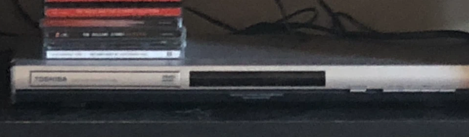 Toshiba DVD Player w/ Remote