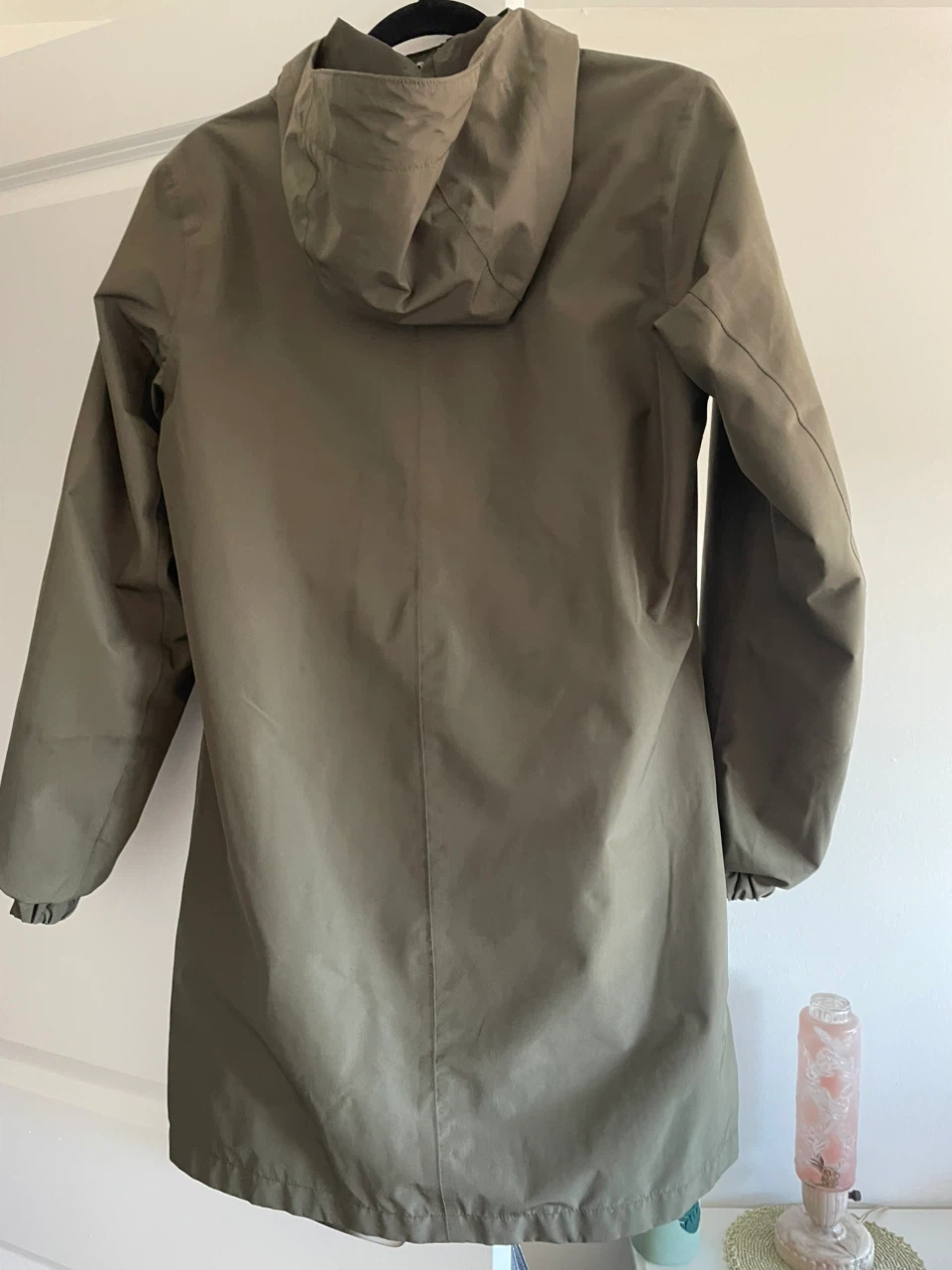 Women’s Medium Helly Hansen Olive Rain Jacket - photo 4