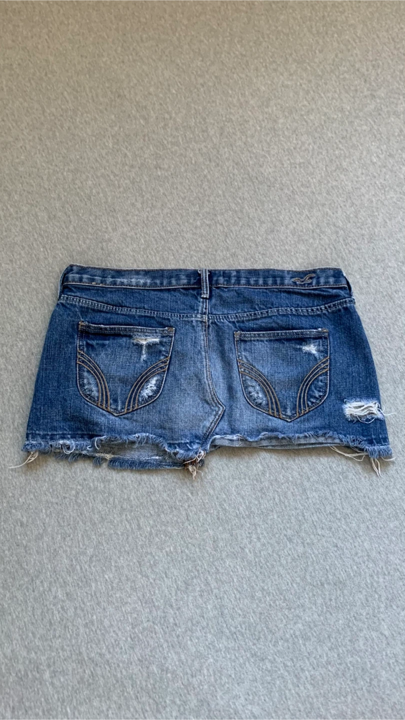 Hollister Distressed Denim Mini Skirt - Size 1 - photo 2