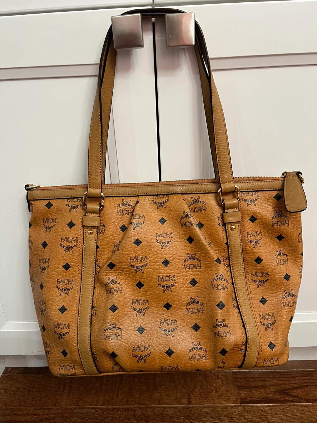 MCM Visetos Logo Tote Bag - photo 2