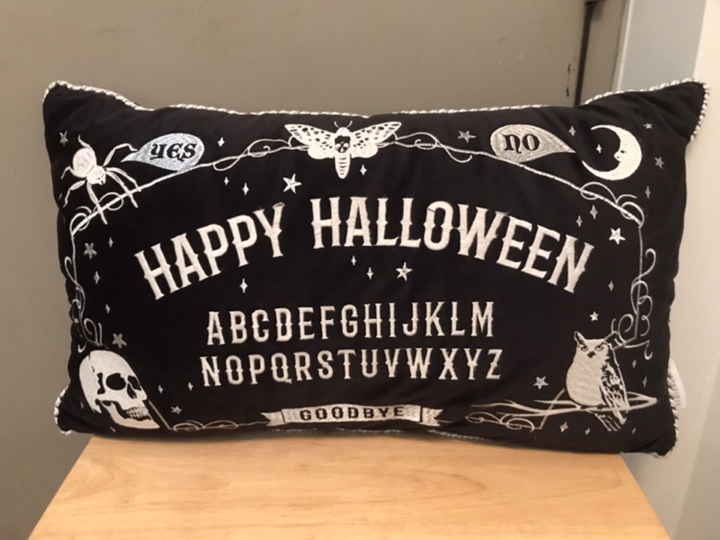 Halloween decor - Ouija pillow 👻