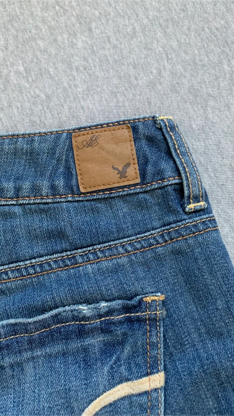 American Eagle Denim Shorts - Size 2 - photo 4