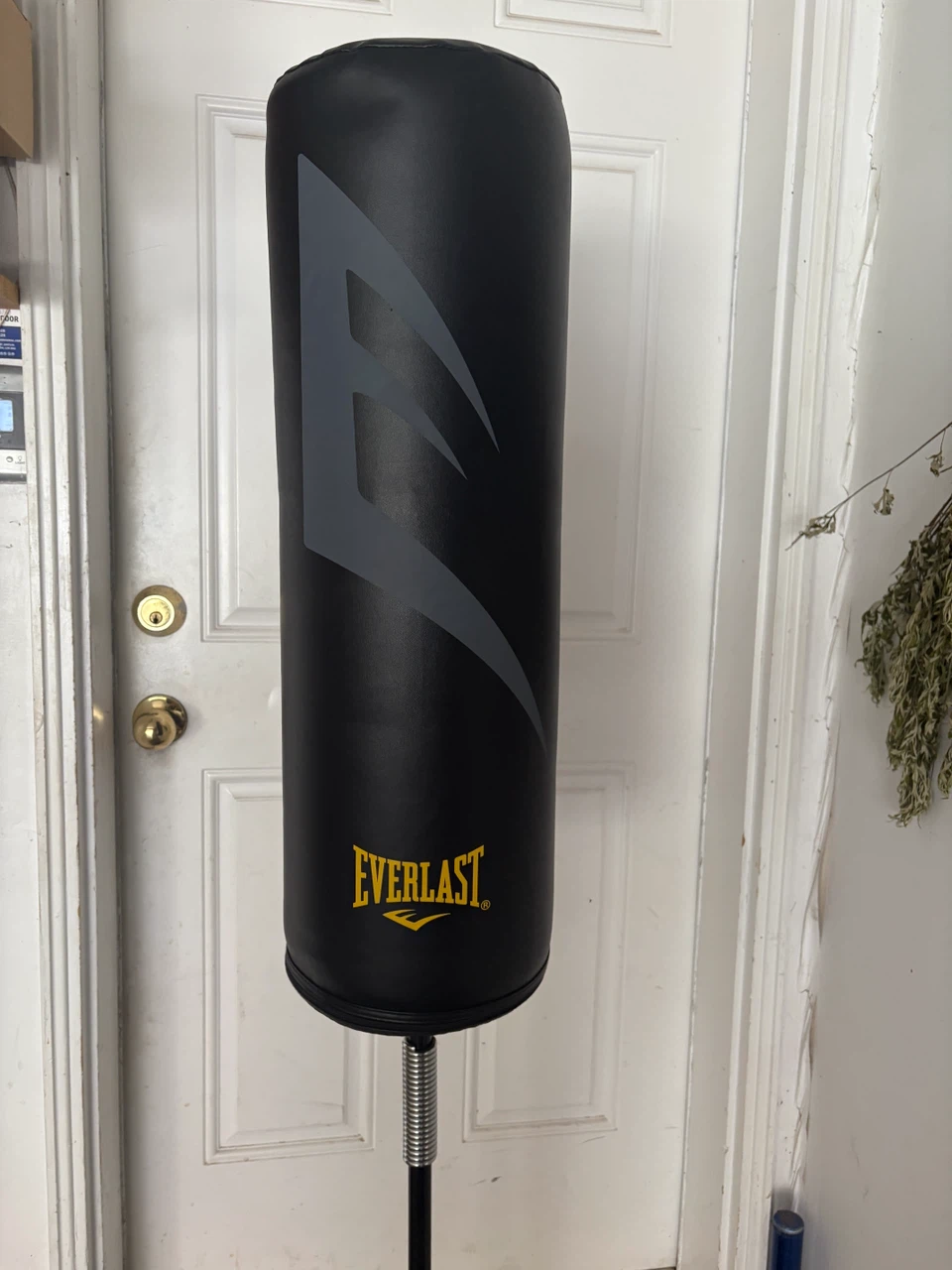 Everlast Freestanding Punching Bag - photo 2