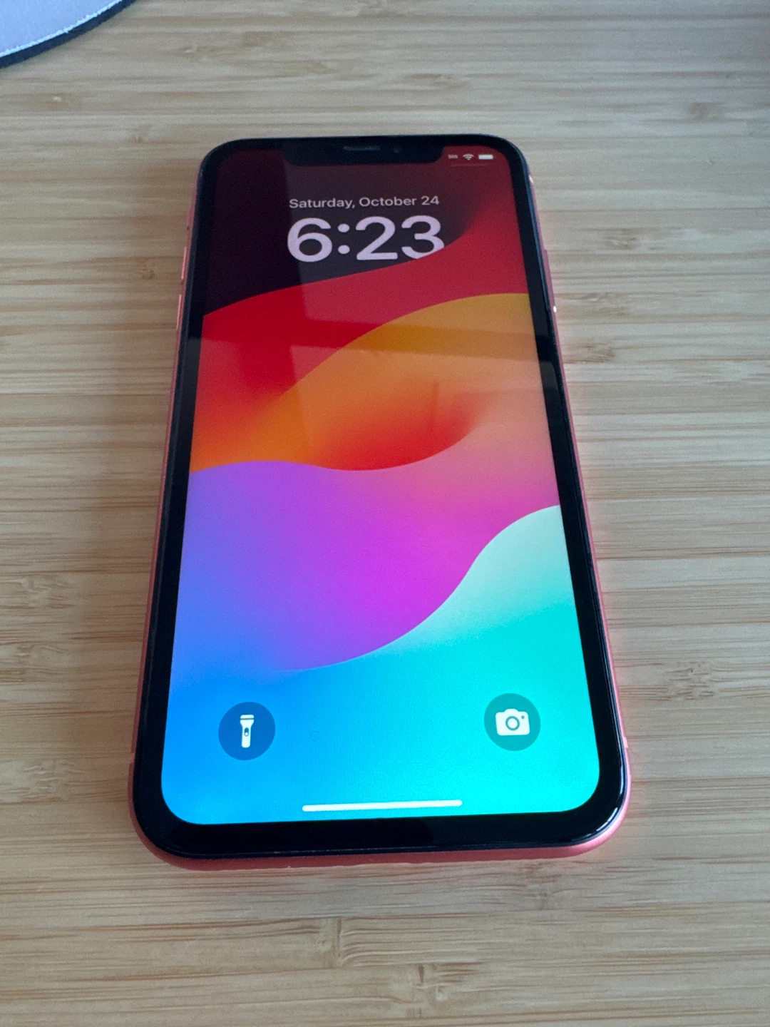 Apple iPhone XR Coral