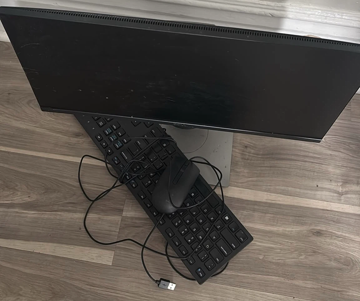 Philips Roku Smart TV with Keyboard and Mouse