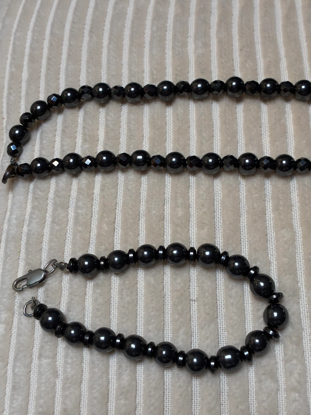 Black Hematite Necklace & Bracelet Magnetic Beads jewellery - photo 2