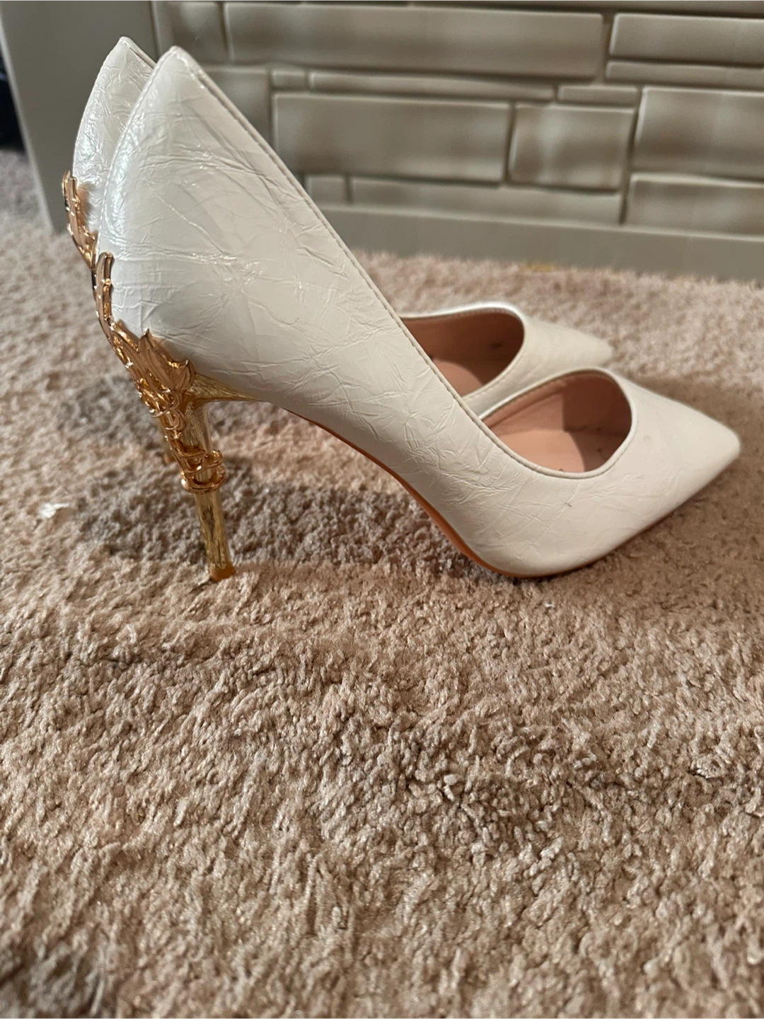 White Pointed-Toe Heels with Gold Detail