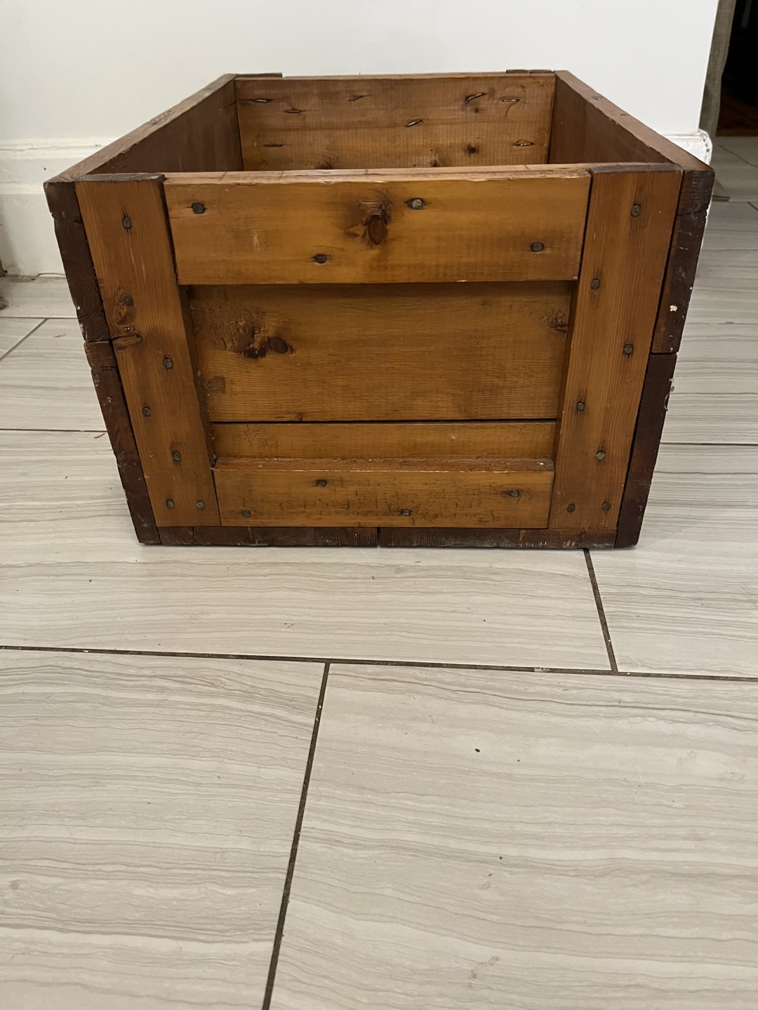 Rustic wooden storage crate - photo 2