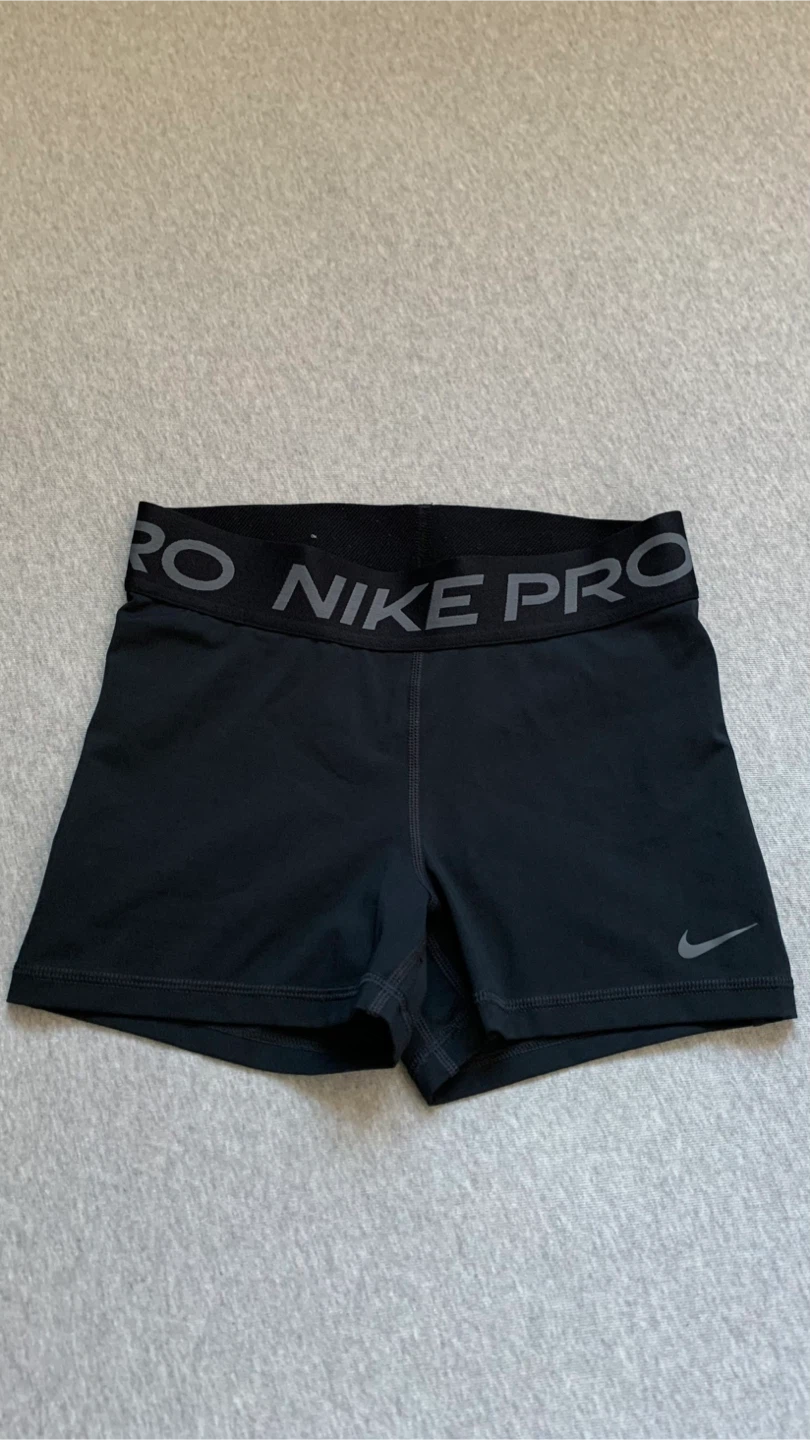 Nike Pro Shorts Black - Ladies Small