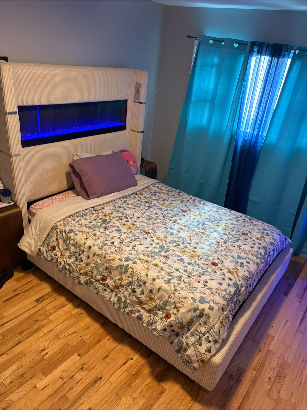 A bed with  led light and speaker in Queens, NY