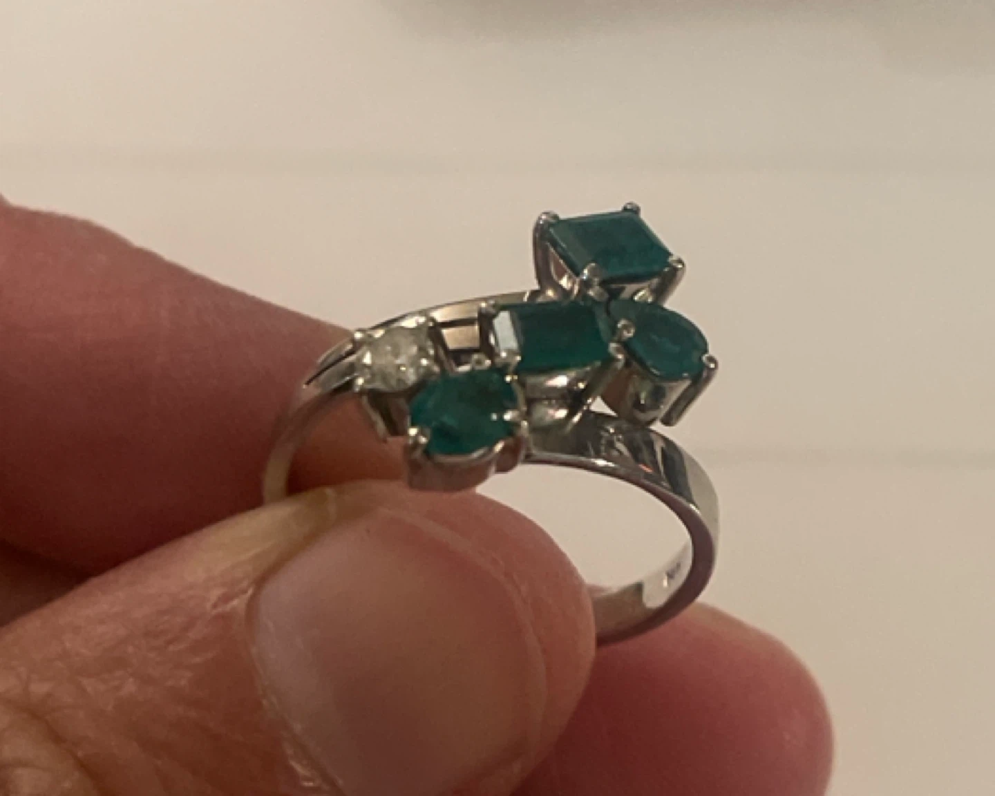 Custom Emeralds and diamond ring - photo 2