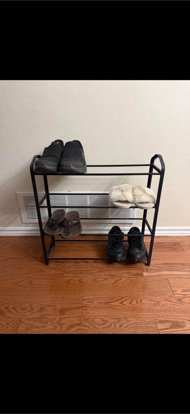 4-Tier Shoe Rack: 8-12 shoes