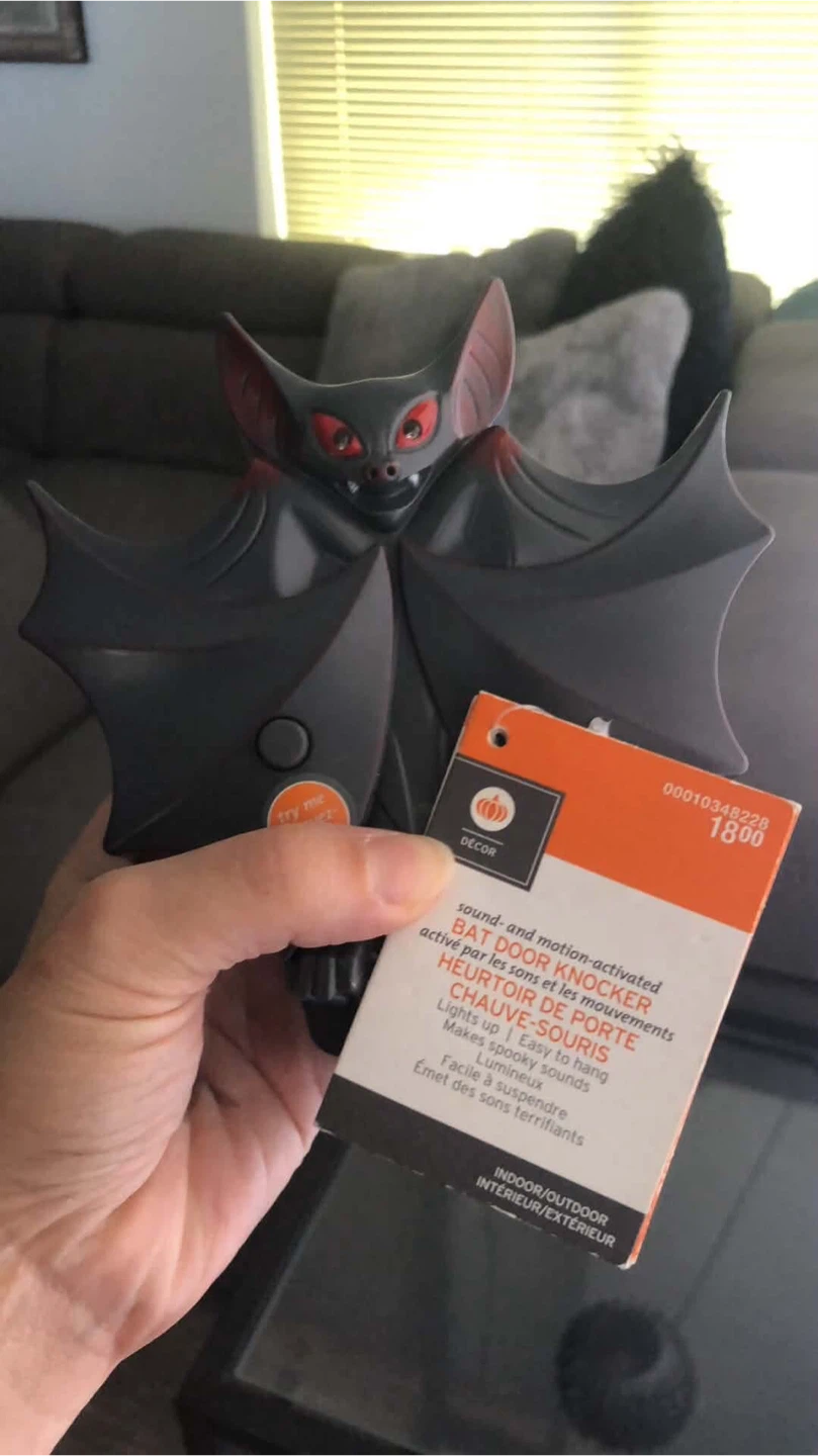 NEW Interactive Halloween Bat Door Knocker - photo 2