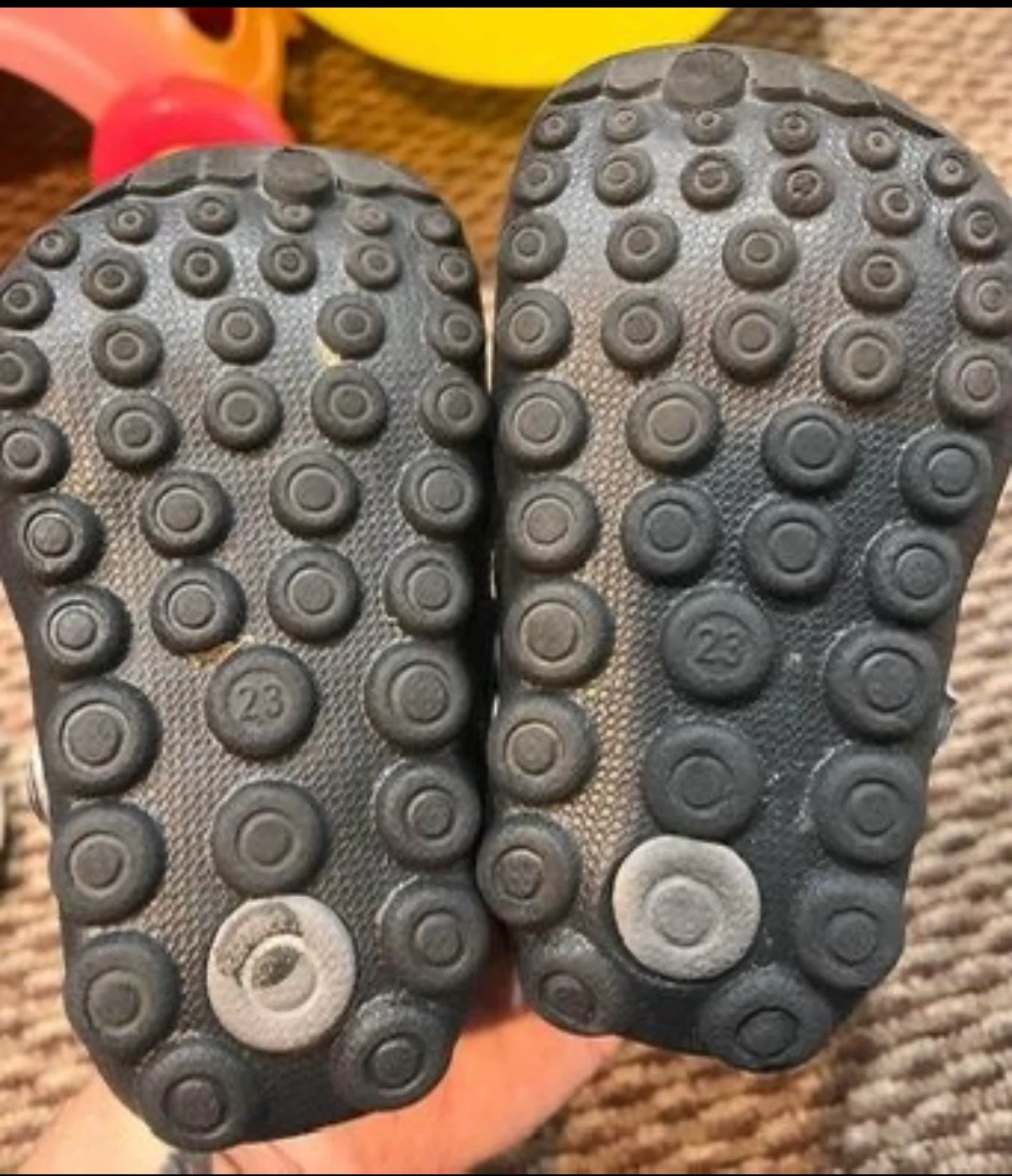 Toddler clogs ~ Size 7 - photo 2