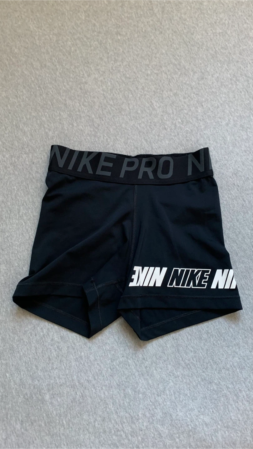 Nike Pro Shorts Black - Ladies Size Small