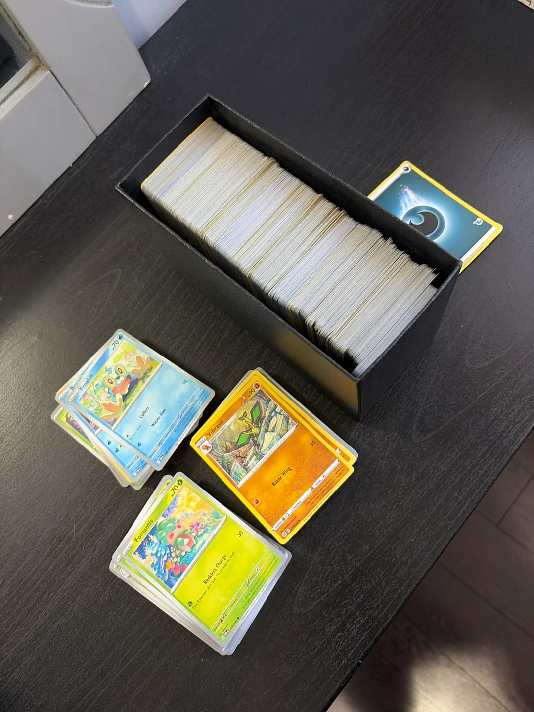 Large Bulk Collection of Pokemon Trading Cards