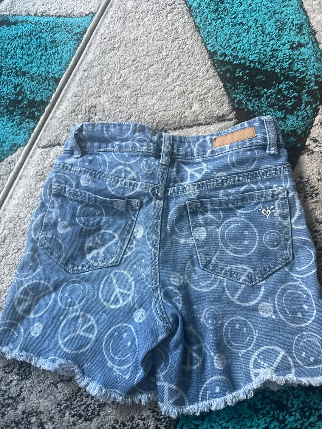 Justice Smiley Face Jean Shorts Size 8 - photo 2