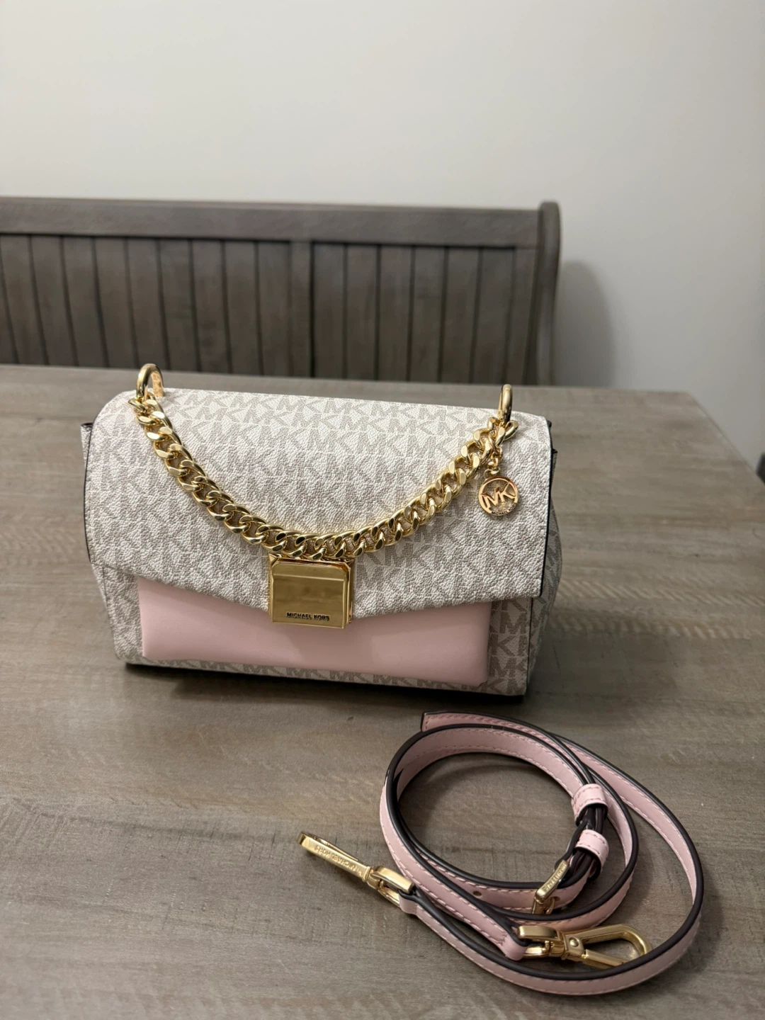 Michael Kors Logo Shoulder Bag - photo 5
