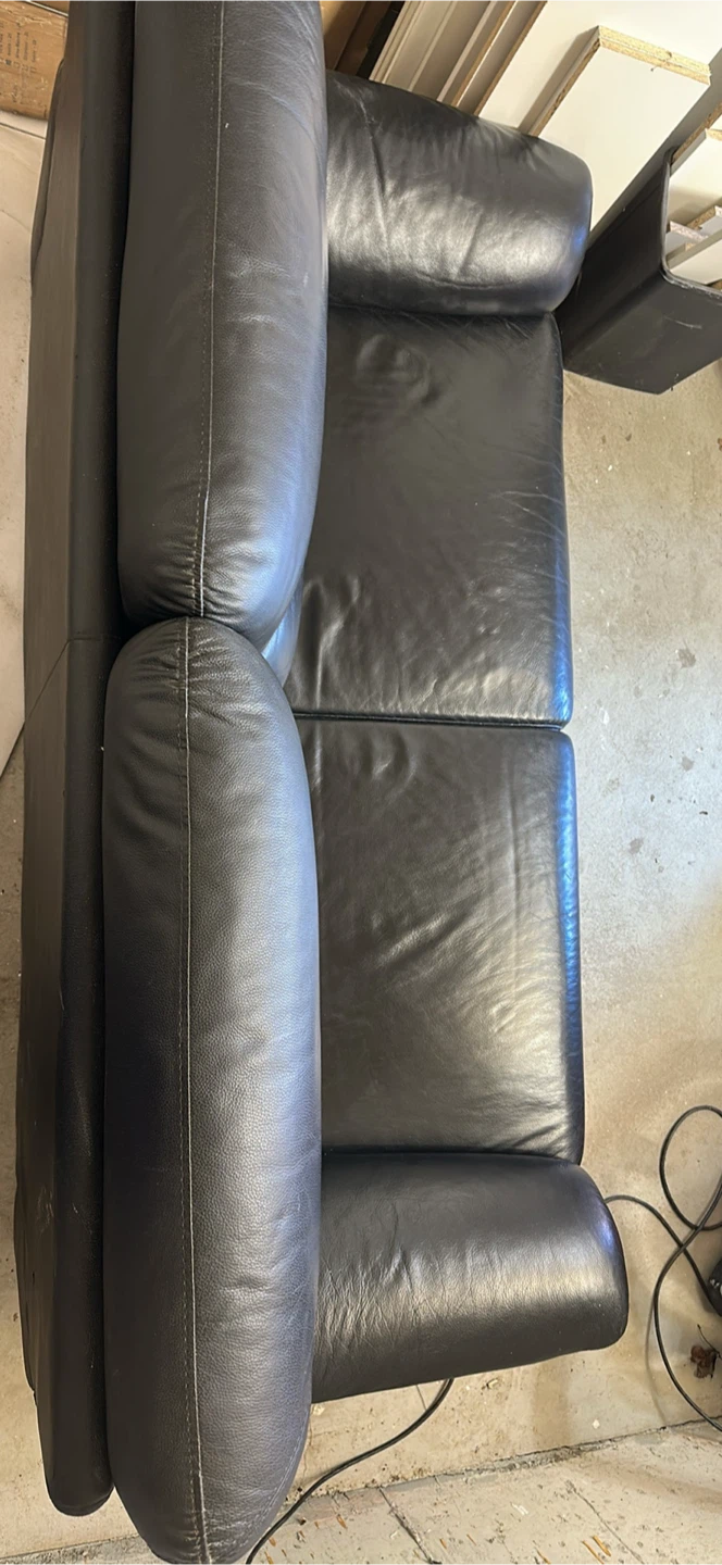 Black Leather Two-Seater Sofa - photo 3