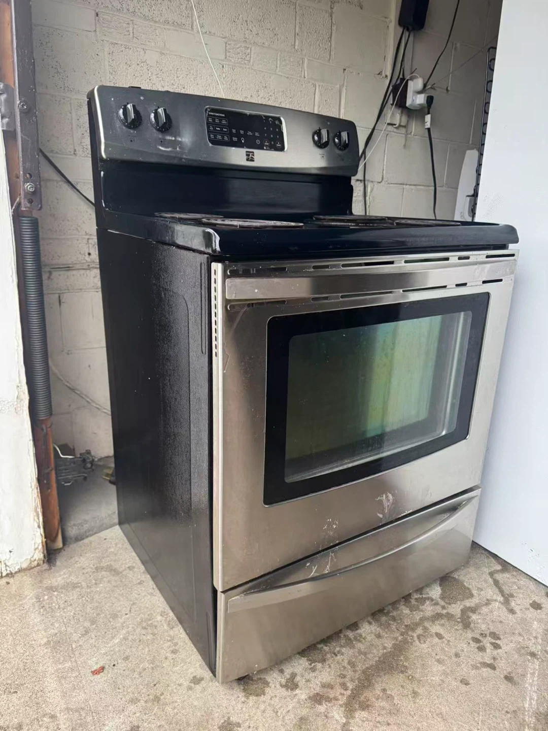 Good condition Kenmore Stove $100 - photo 3