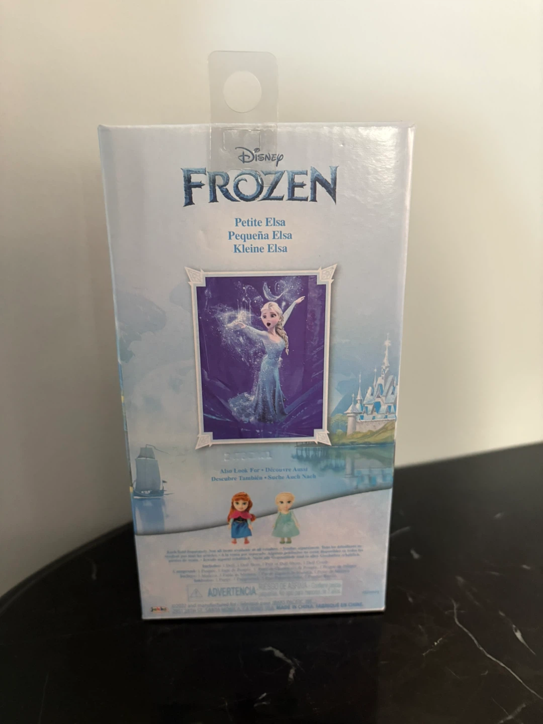 Disney frozen petit Elsa doll new in box - photo 2