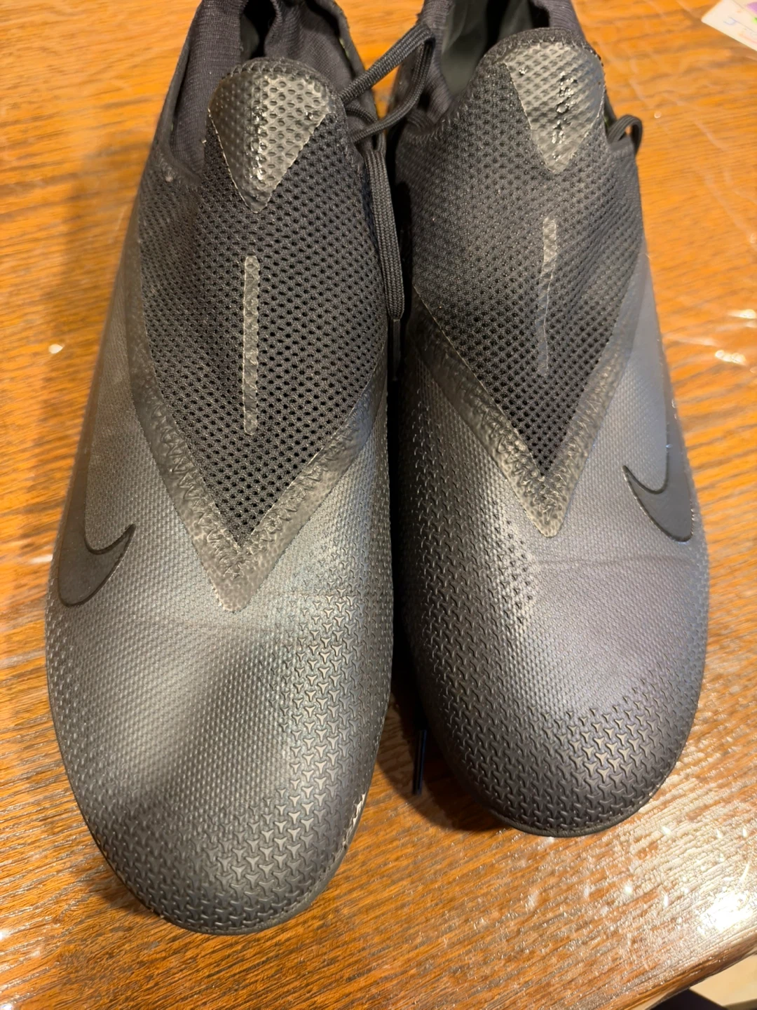 Nike Phantom Black Turf Soccer Shoes size 13