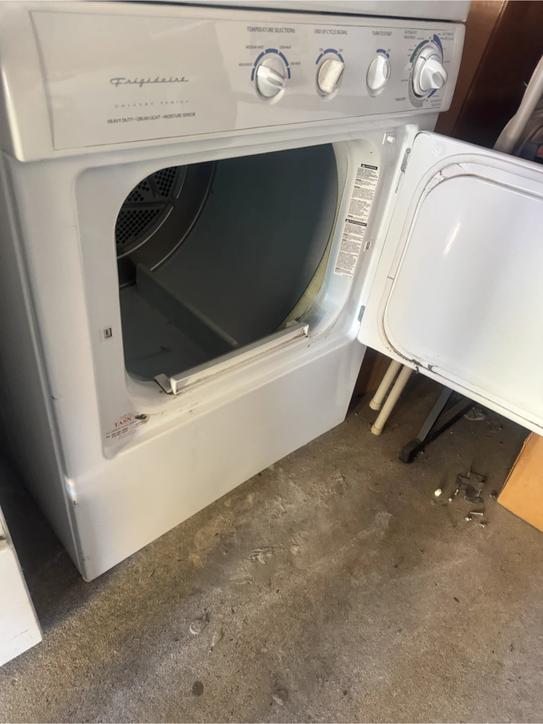 Good condition Frigidaire dryer $150 - photo 4