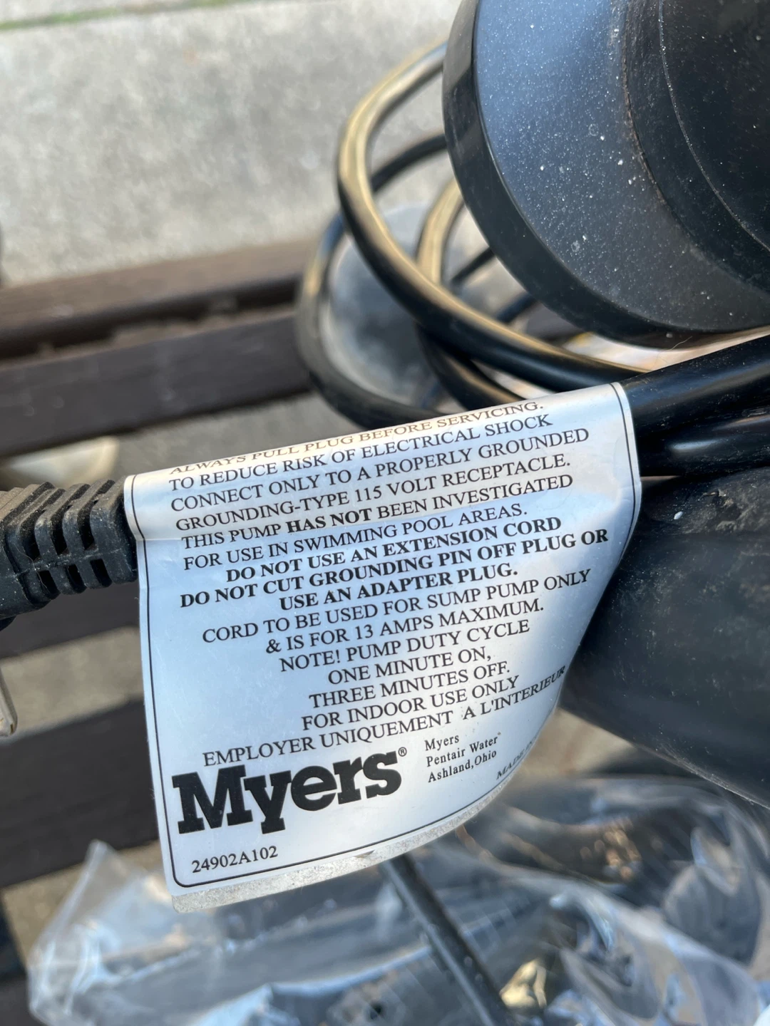 Myers S33V1 Automatic Sump Pump and Hose Kit - photo 4