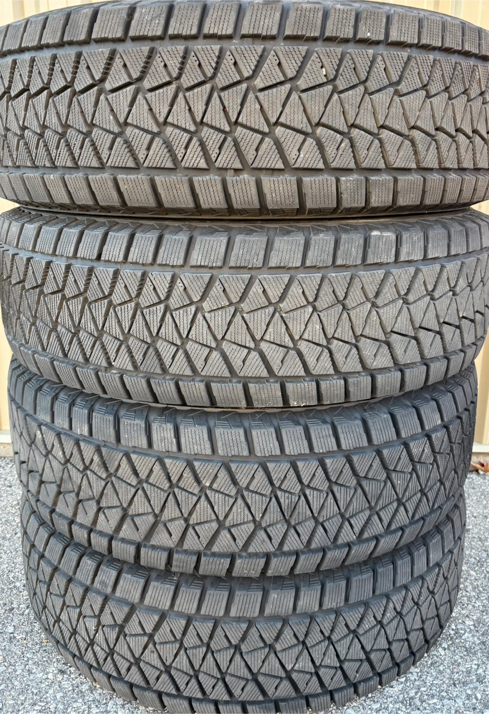 4 x 255/70/18 BRIDGESTONE WINTER TIRES AND JEEP RIMS $1550 - photo 5