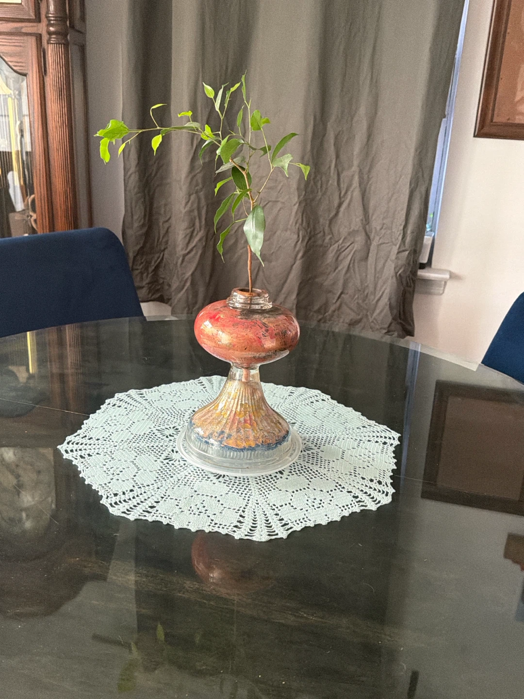 Old kerosene lamp turned into plant pot with Benjamin ficus - photo 4