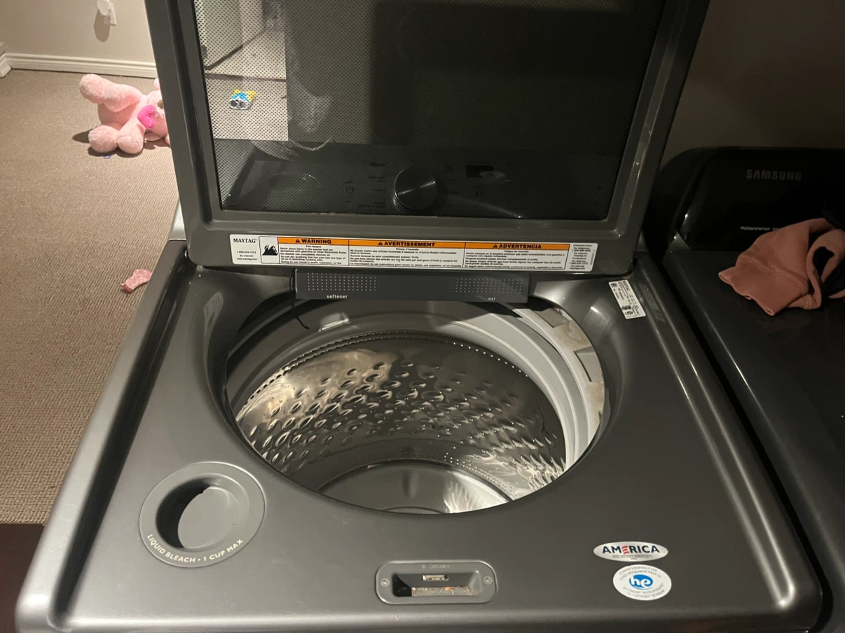 Maytag Bravos XL Top Load Washing Machine And Samsung dryer - photo 2