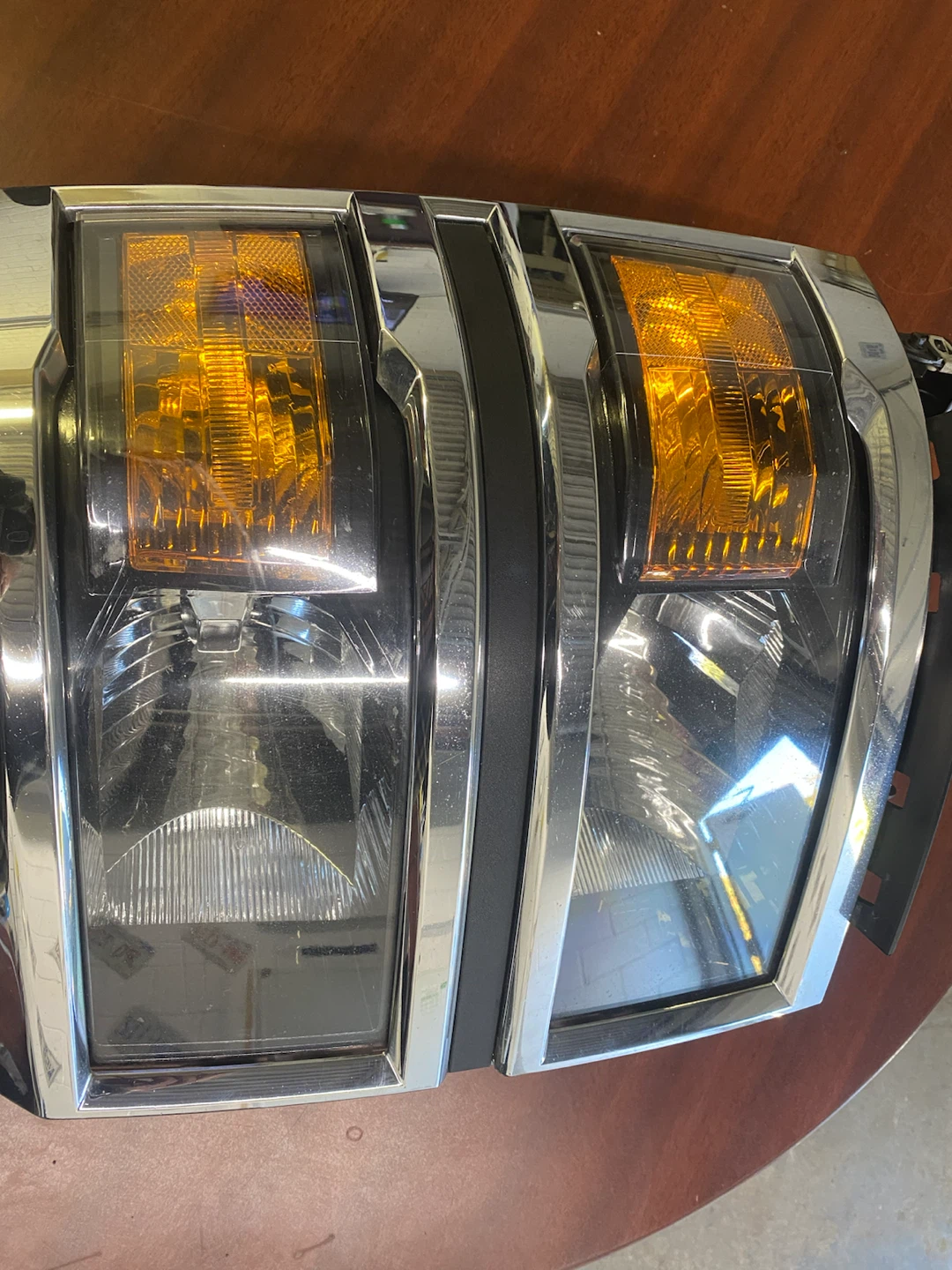 Headlight Chevy Silverado - photo 2